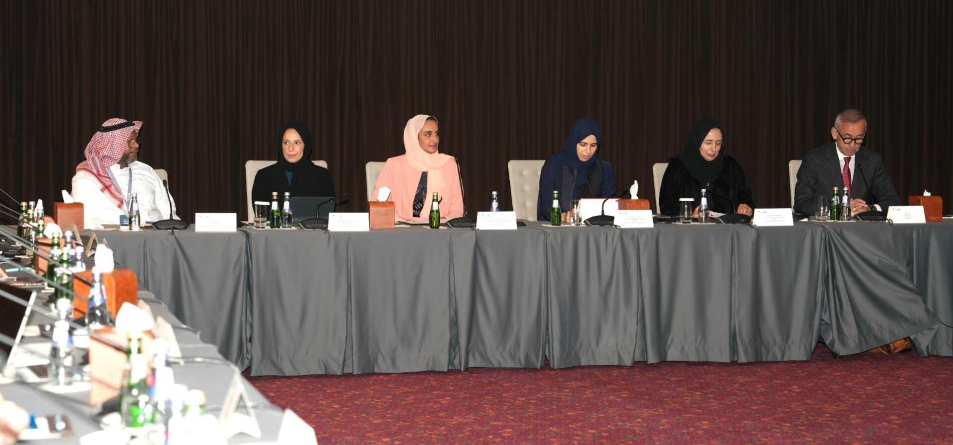 صاحبة السمو الشيخة موزا بنت ناصر تشهد إطلاق مبادرة وطنية موحدة لتعزيز الرفاه الرقمي لليافعين في قطر خلال قمة "وايز 12"