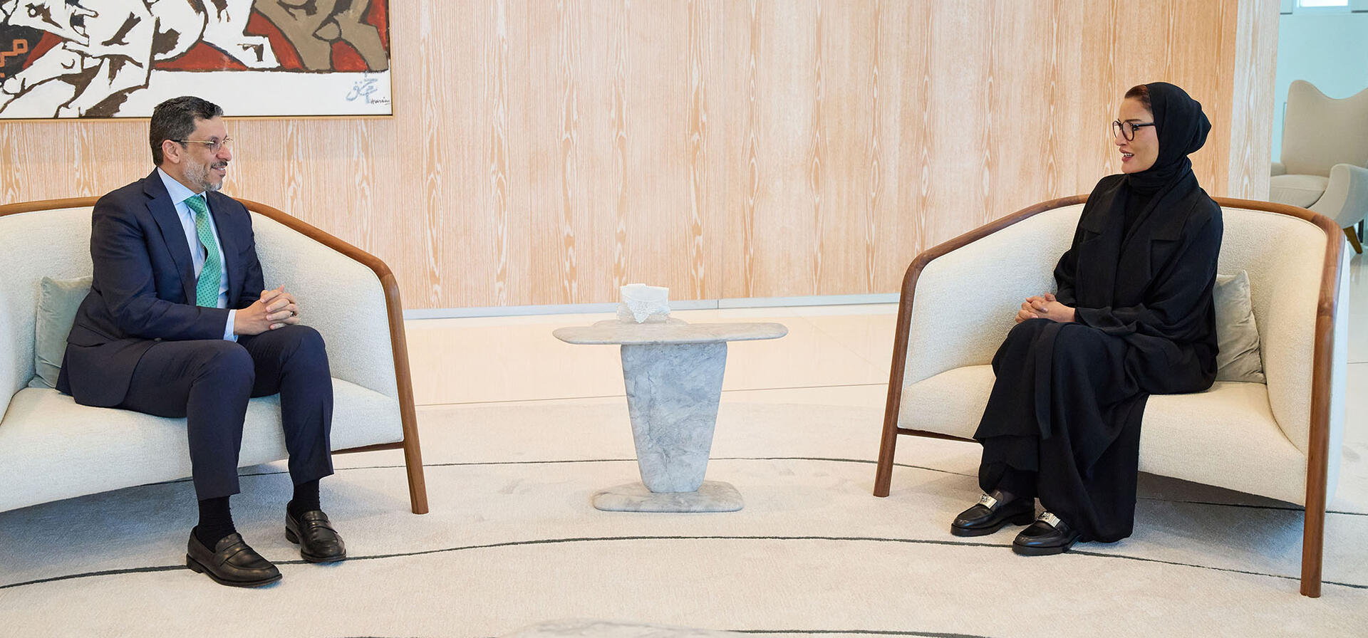 صاحبة السمو تجتمع برئيس الوزراء اليمني