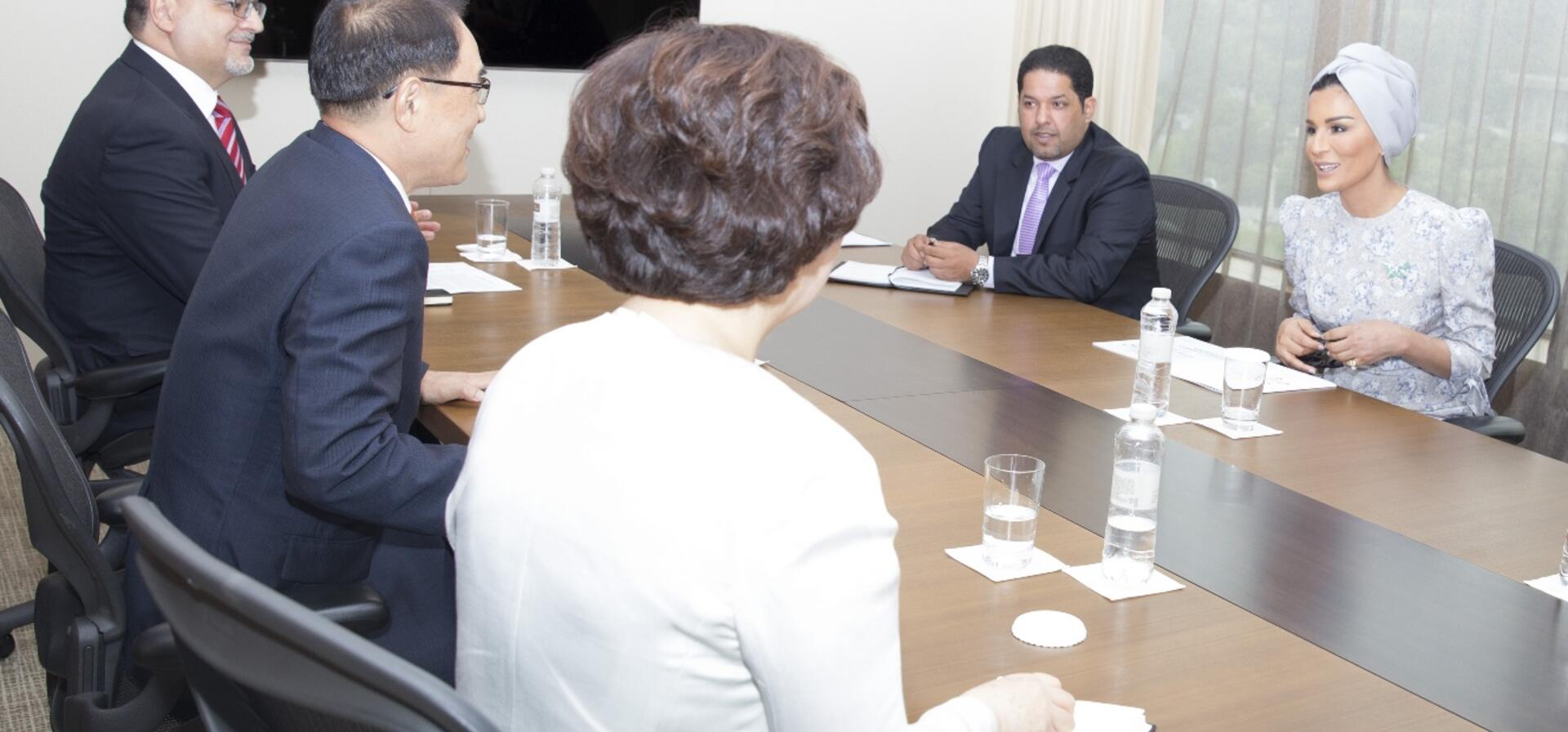 HH Sheikha Moza meets with President of the Innopolis Foundation and visits education and cultural sites in Seoul, South Korea