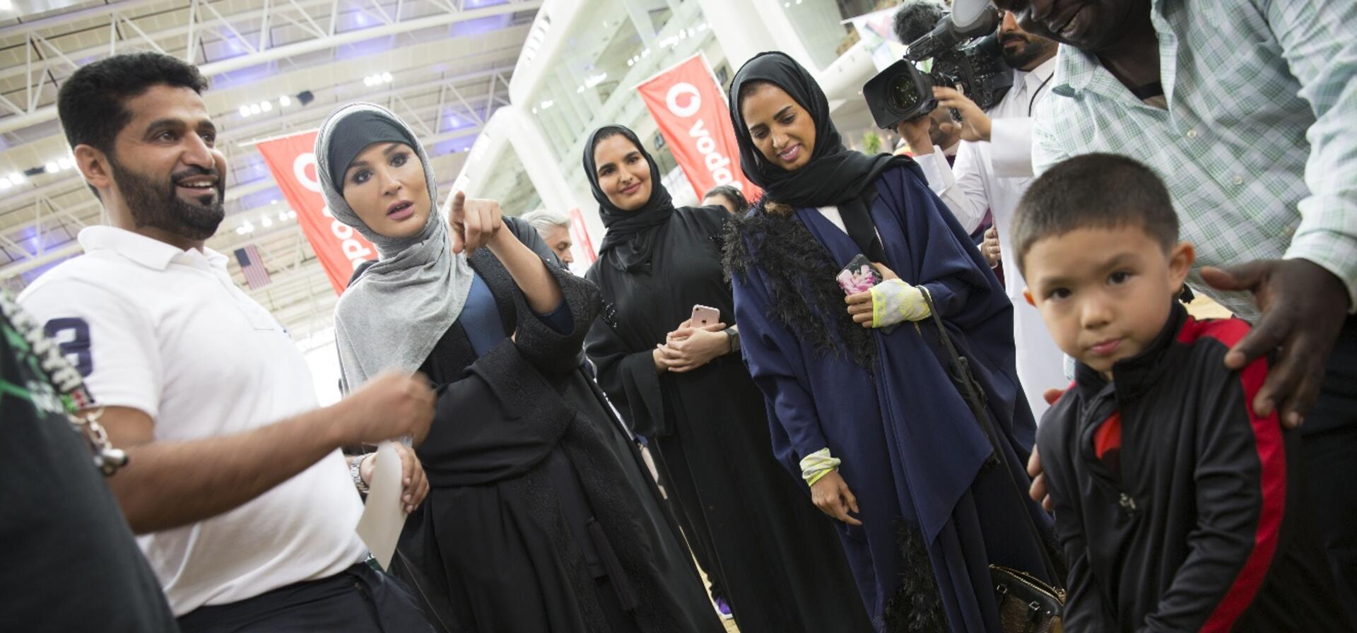 صاحبة السمو والشيخة هند تشاركان في فعاليات مؤسسة قطر لليوم الرياضي
