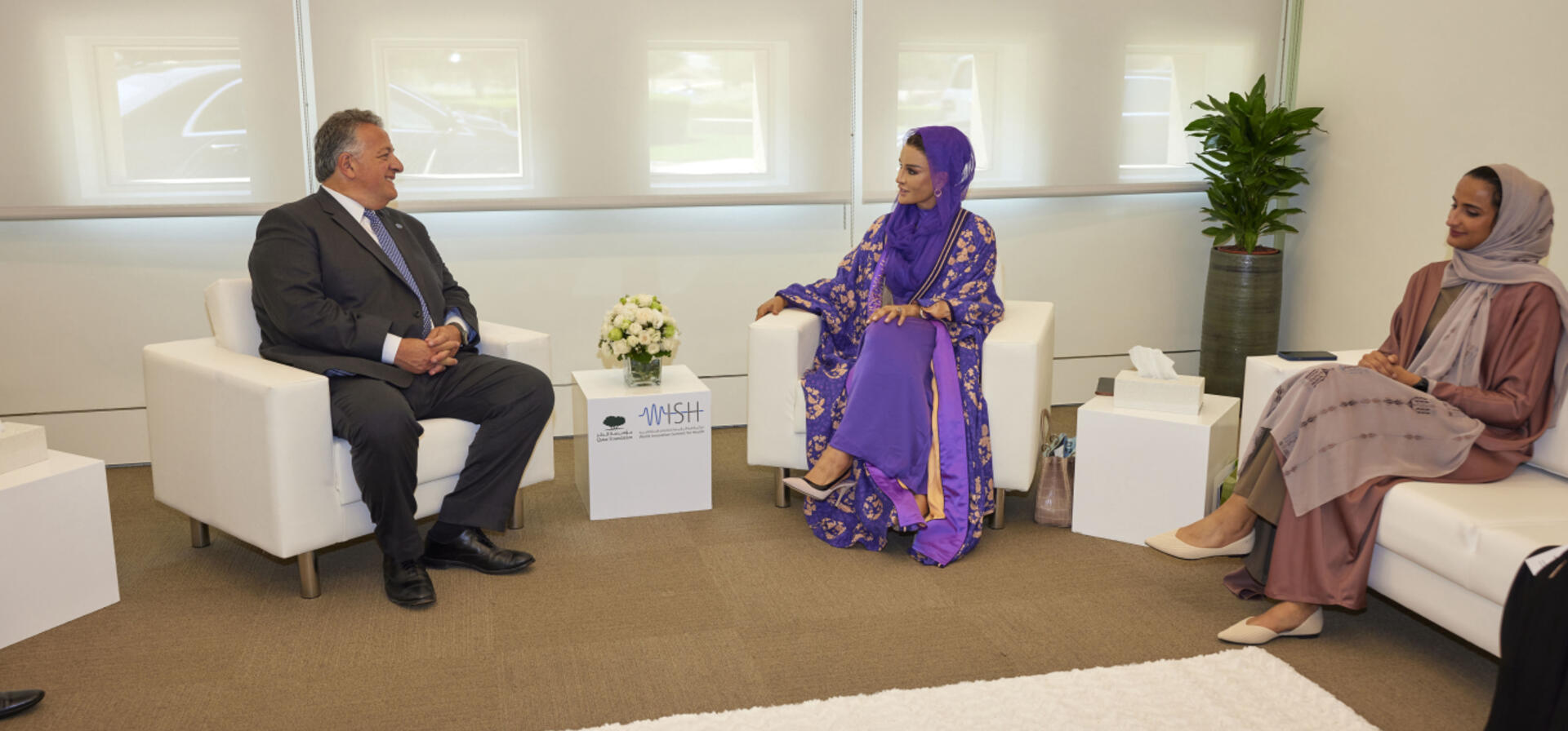 Her Highness meets with the Co-Founder of Moderna Biotechnology Company 