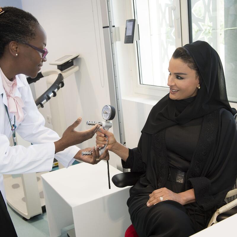 صاحبة السمو تفتح قطر بايوبنك وتزور معهد البحوث التطبيقية المرحلي