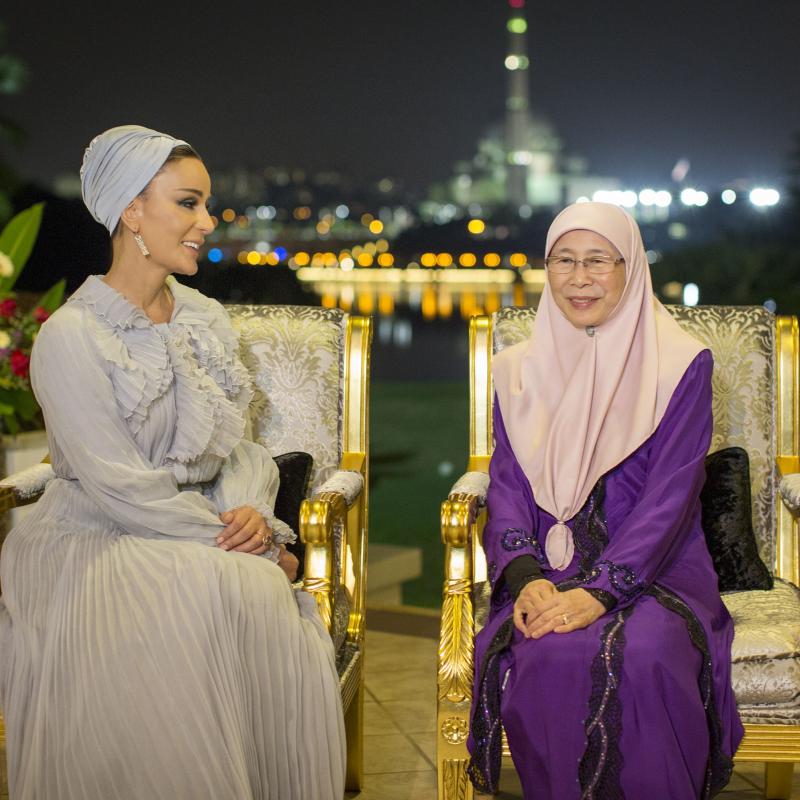 HH Sheikha Moza attends banquet hosted by Malaysian Deputy Prime Minister