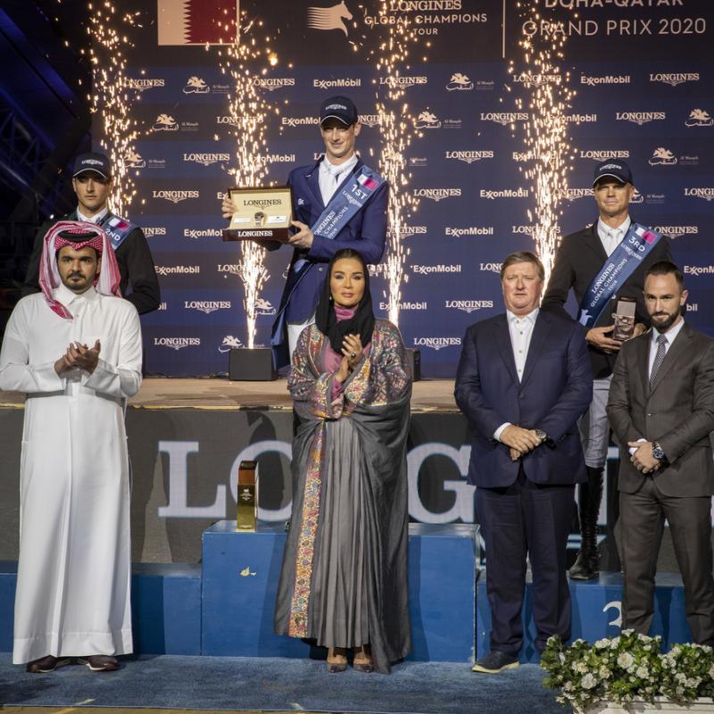 صاحبة السمو تتوج الفائز بلقب الجائزة الكبرى لمنافسات الجولة الأولى من جولات لونجين العالمية