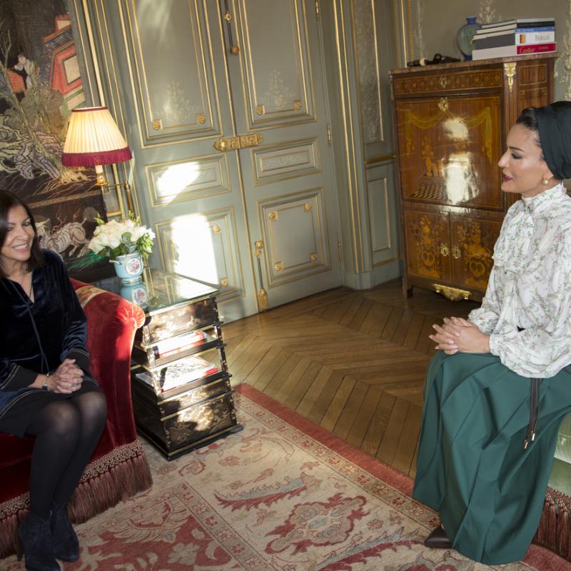 HH Sheikha Moza meets with Mayor of Paris
