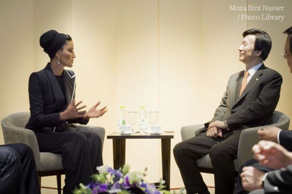 HH Sheikha Moza meets Korean Foreign Minister