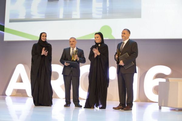 HH Sheikha Moza attends the Annual Research Conference 2016