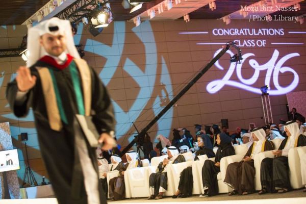 صاحبة السمو الشيخة موزا تشهد حفل تخريج طلبة جامعة حمد بن خليفة