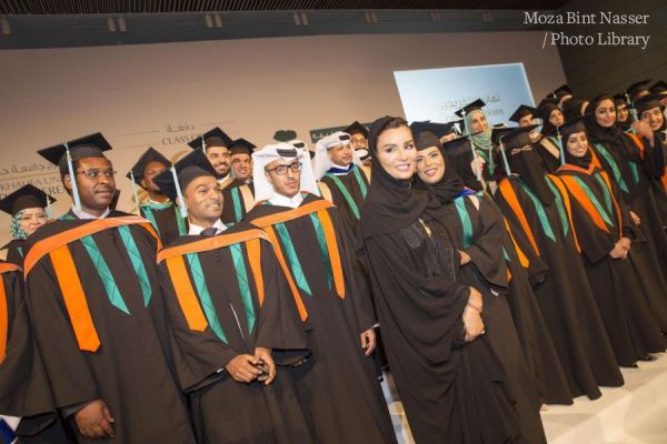 صاحبة السمو الشيخة موزا تشهد حفل تخريج طلبة جامعة حمد بن خليفة