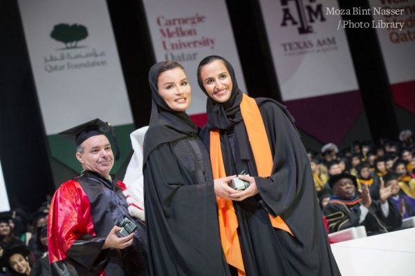 صاحبا السمو يشهدان حفل تكريم مؤسسة قطر لخريجي دفعة 2016