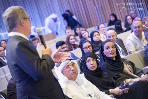 HH Sheikha Moza at Islet Cell Transplantation (ICT) symposium.