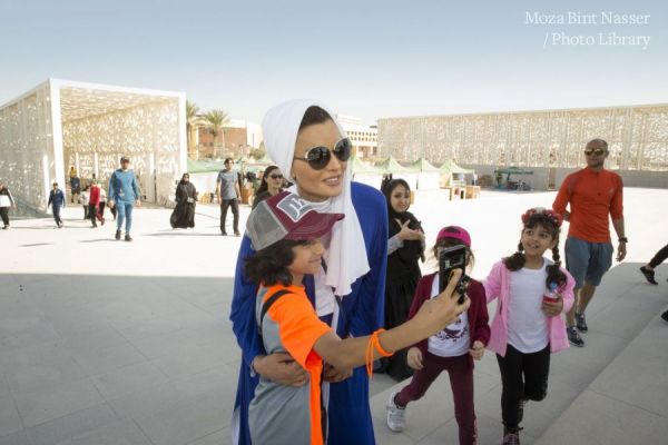  صاحبة السمو الشيخة موزا تشارك في فعاليات اليوم الرياضي للدولة بمؤسسة قطر