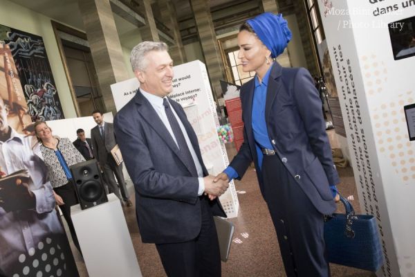 HH Sheikha Moza meets with UN High Commissioner for Refugees in Geneva 