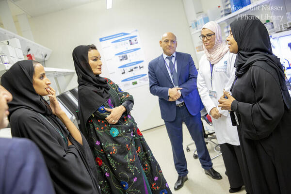 Her Highness visits research institutes within HBKU