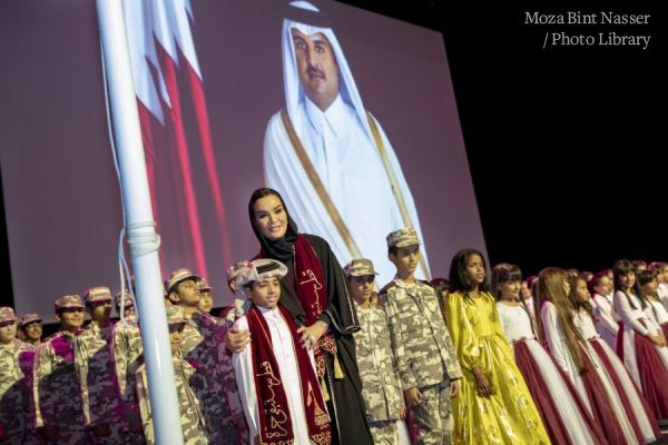 صاحبة السمو الشيخة موزا تشهد احتفال مدارس مؤسسة قطر باليوم الوطن