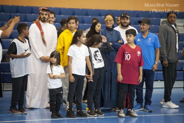 صاحبة السمو الشيخة موزا تشارك في فعاليات اليوم الرياضي للدولة بالمدينة التعليمية