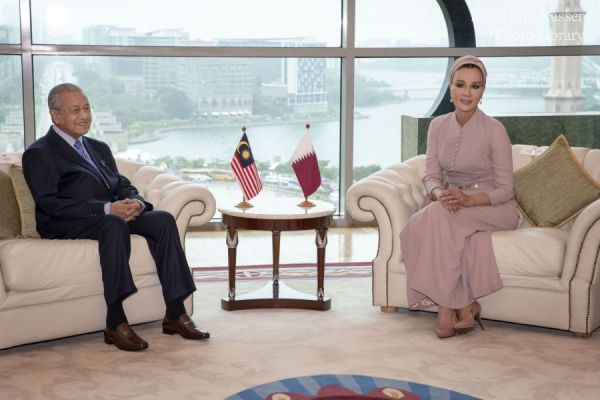 HH Sheikha Moza meets with Prime Minister of Malaysia