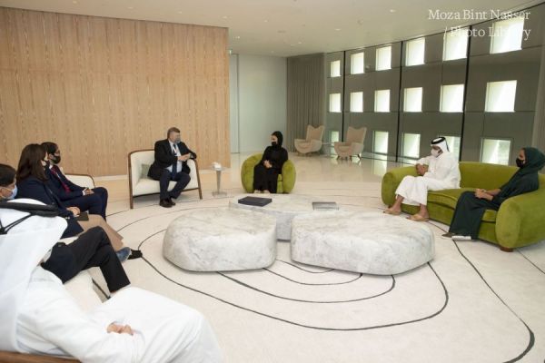 HH Sheikha Moza meets with Evaluation Committee of the Olympic Council of Asia