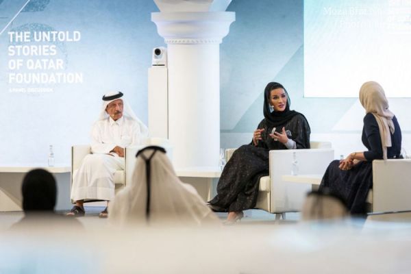 صاحبة السمو الشيخة موزا تشارك في جلسة نقاشية بعنوان " قصص من مؤسسة قطر لم تحك بعد"