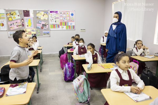 صاحبة السمو تزور مدارس السّلم في قطر