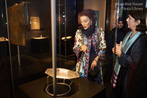 صاحبة السمو تفتح معرض بغداد : قرة العين