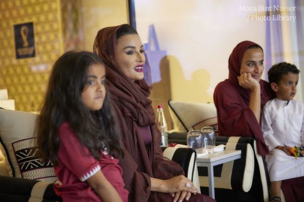 أصحاب السمو يشهدون افتتاح بطولة كأس العالم قطر ٢٠٢٢