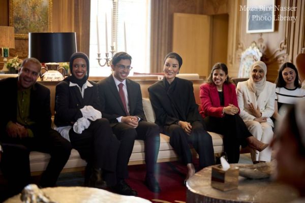 HH meets with QF Alumni in New York