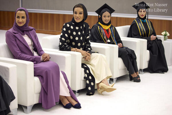 صاحبة السمو تلتقي الخريجين الحاصلين على جائزة مؤسسة قطر للتفوق 